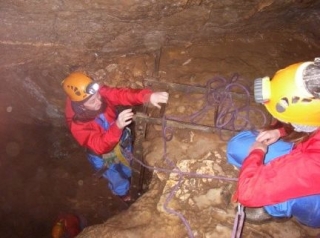  Una expedición espeleológica